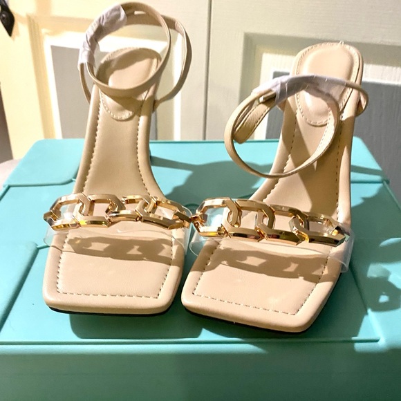 NWOT VETASTE Womens Square Toe High Heel Leather Strap Chain Stiletto. Size:6.5 - Picture 5 of 9